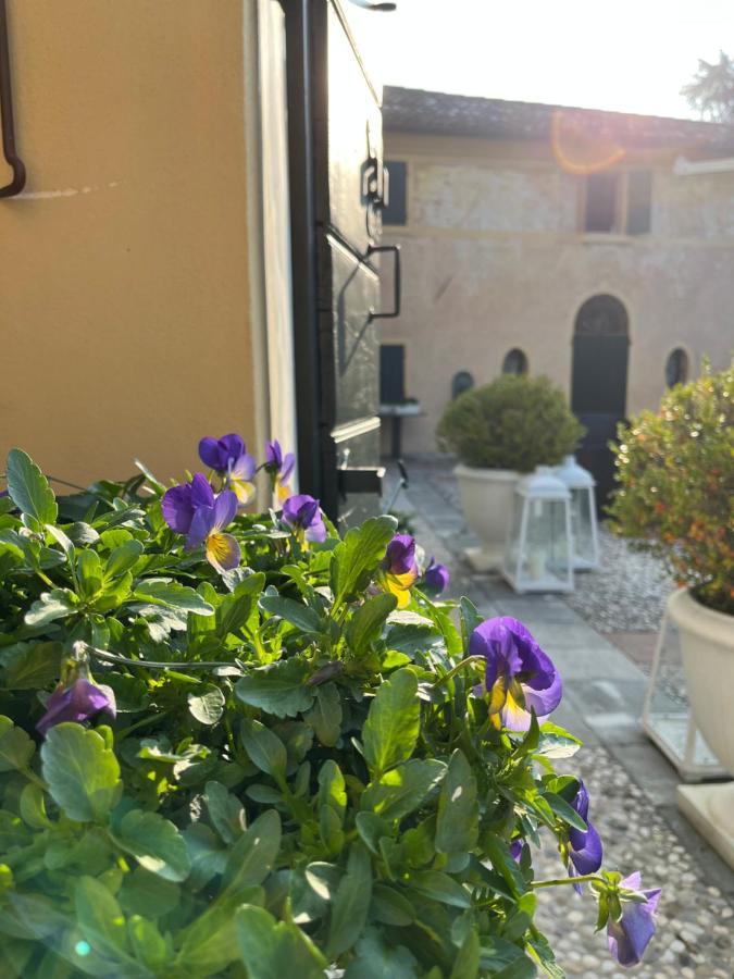 Donna Lucia Hotel